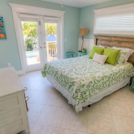 Key Lime Cottage هولمز بيتش المظهر الخارجي الصورة